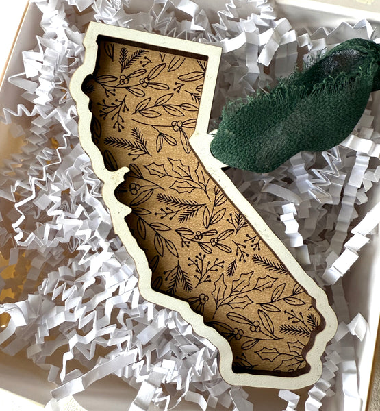 Winter Floral State Wood Engraved Christmas Ornament