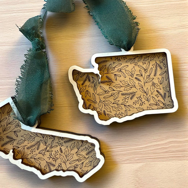Winter Floral State Wood Engraved Christmas Ornament